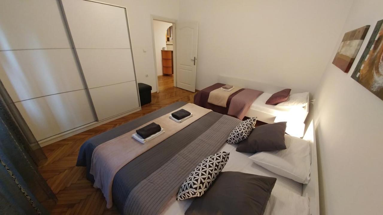 Apartment Marsal Белград Екстериор снимка
